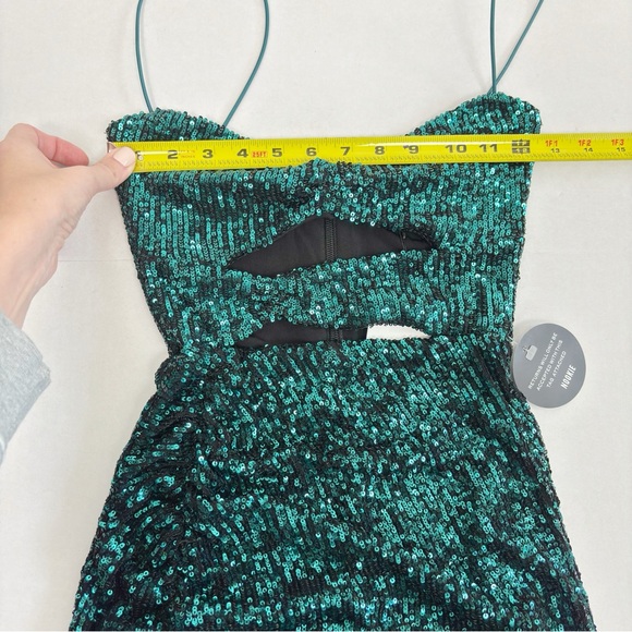 Nookie Sublime Gown in Emerald Size S - Picture 8 of 11